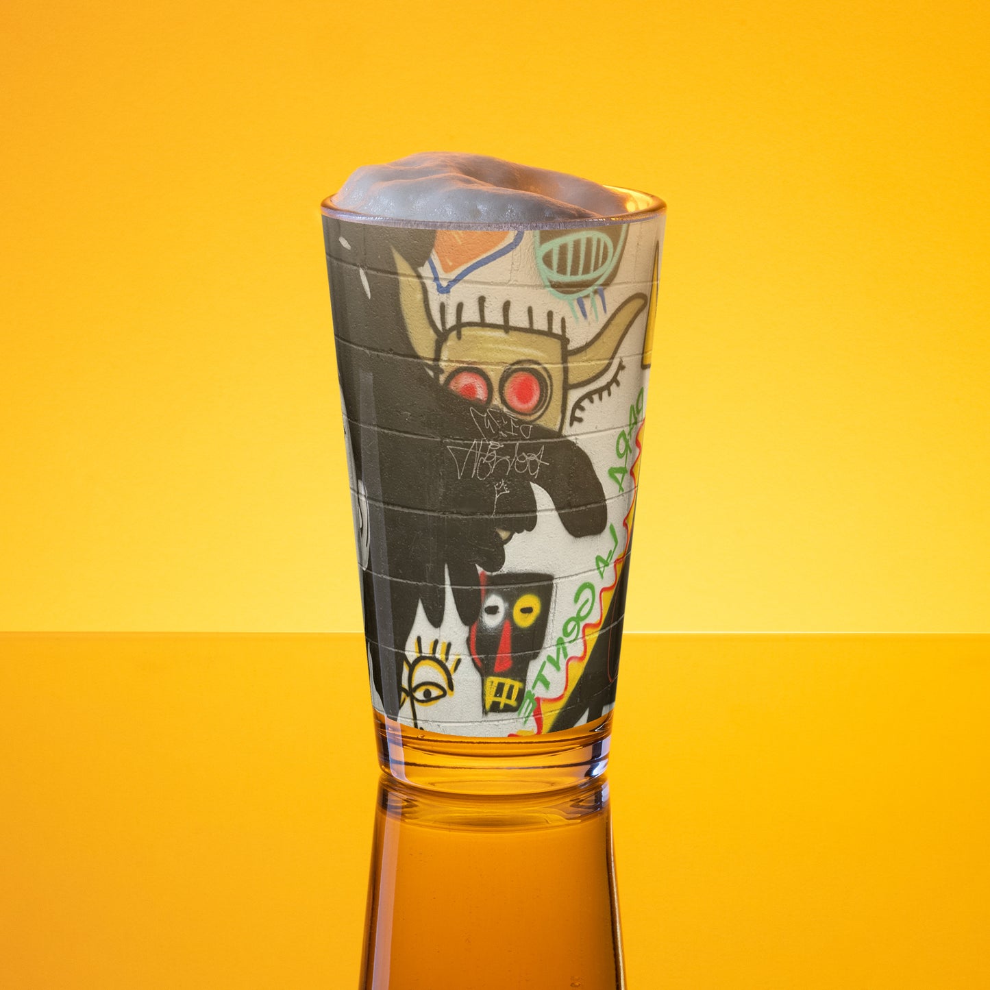 Basquiate Shaker pint glass